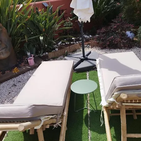 Le Petit Atelier بيت للعطل *